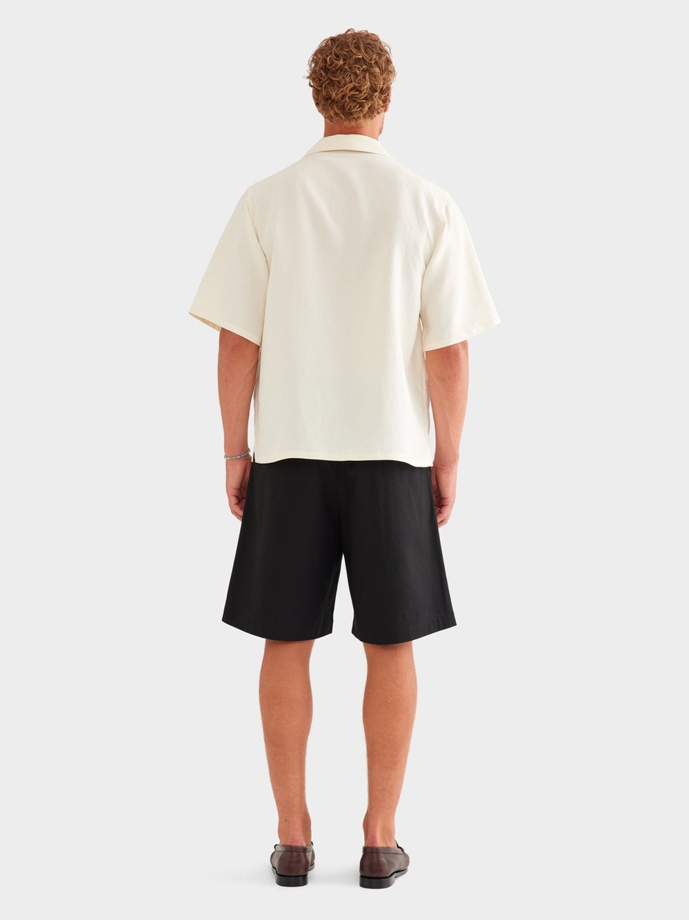 NWT* Venroy Oversized Applique Short Sleeve Shirt - Picture 4 of 8